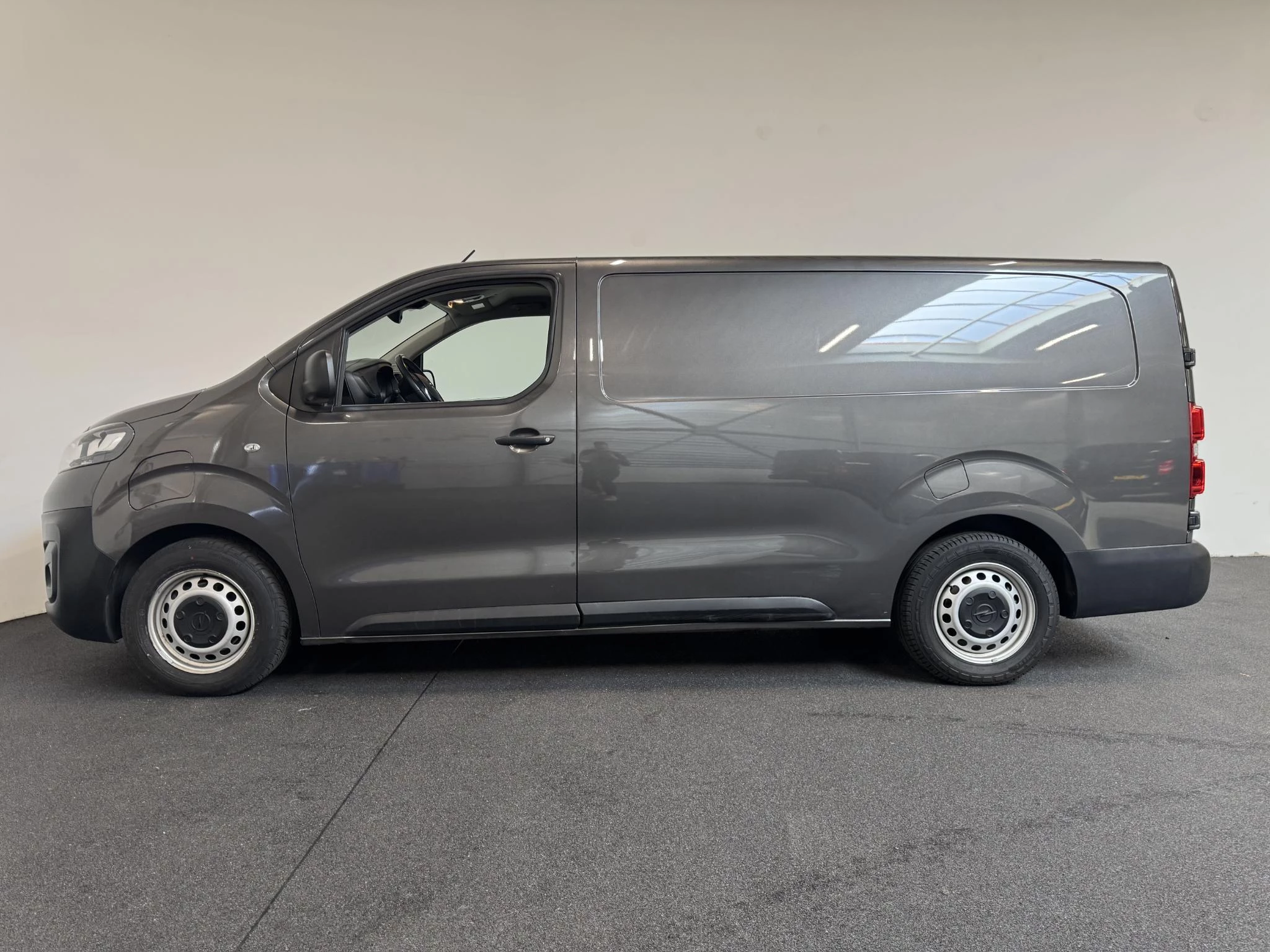 Hoofdafbeelding Opel Vivaro-e