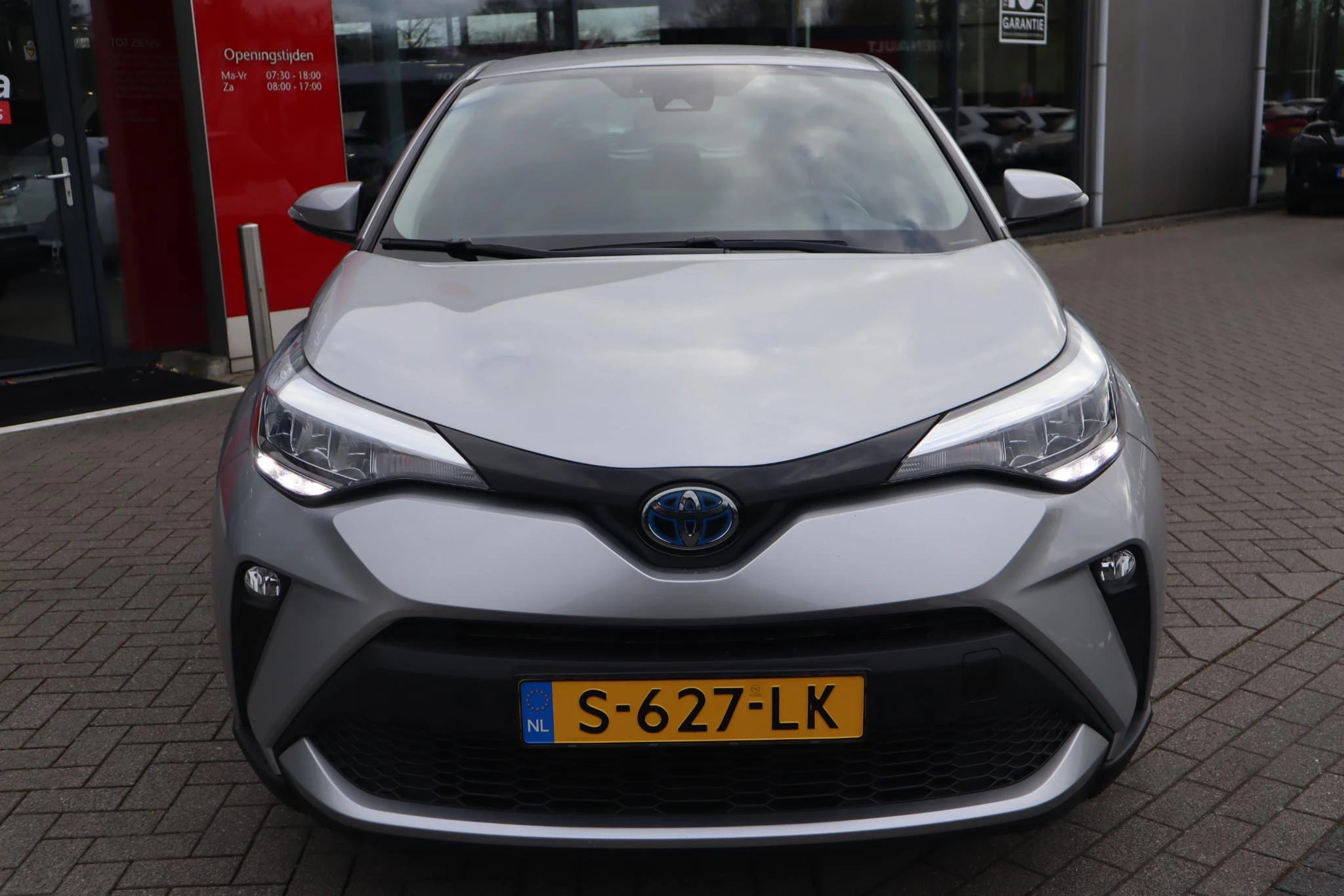 Hoofdafbeelding Toyota C-HR