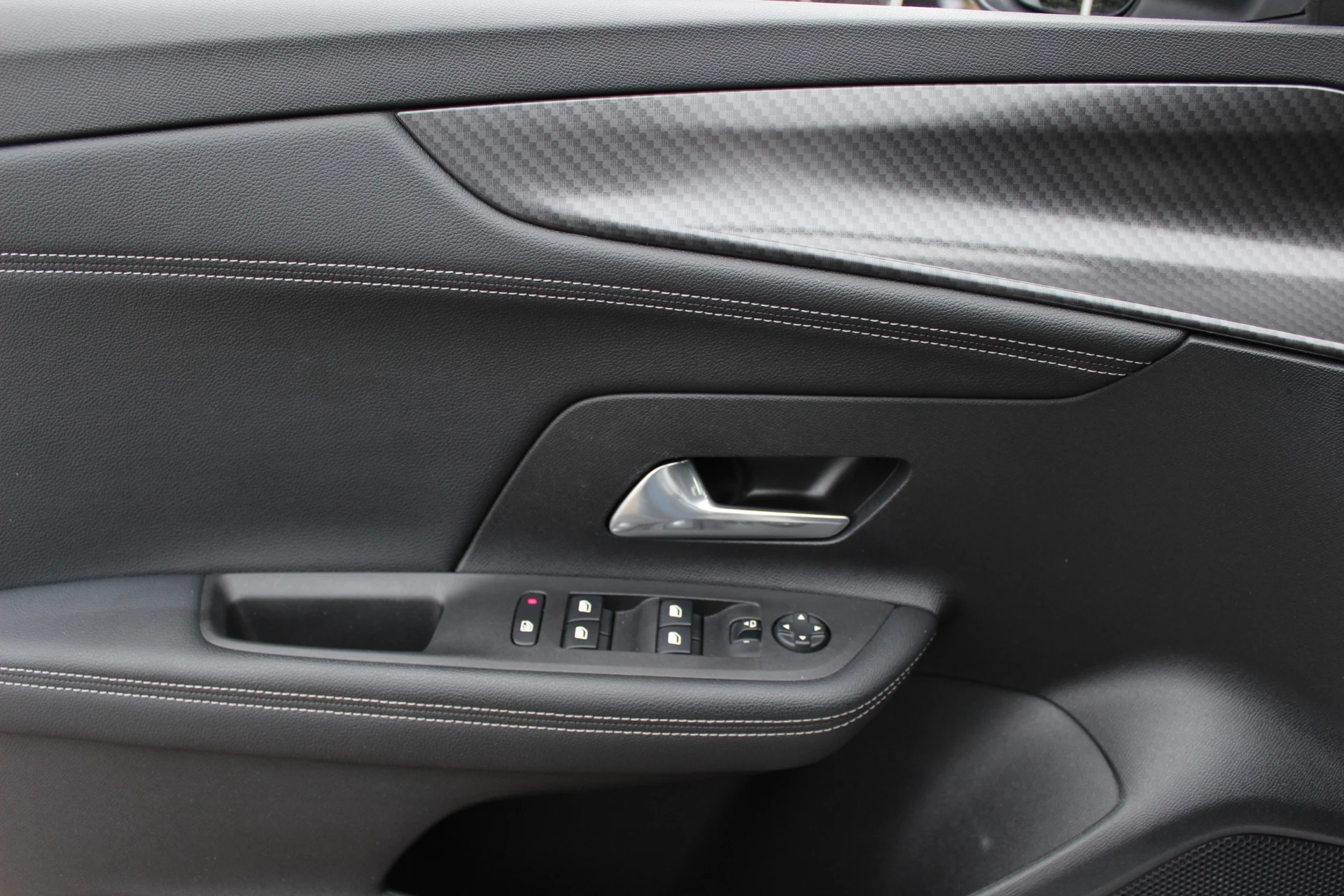 Hoofdafbeelding Opel Mokka-e