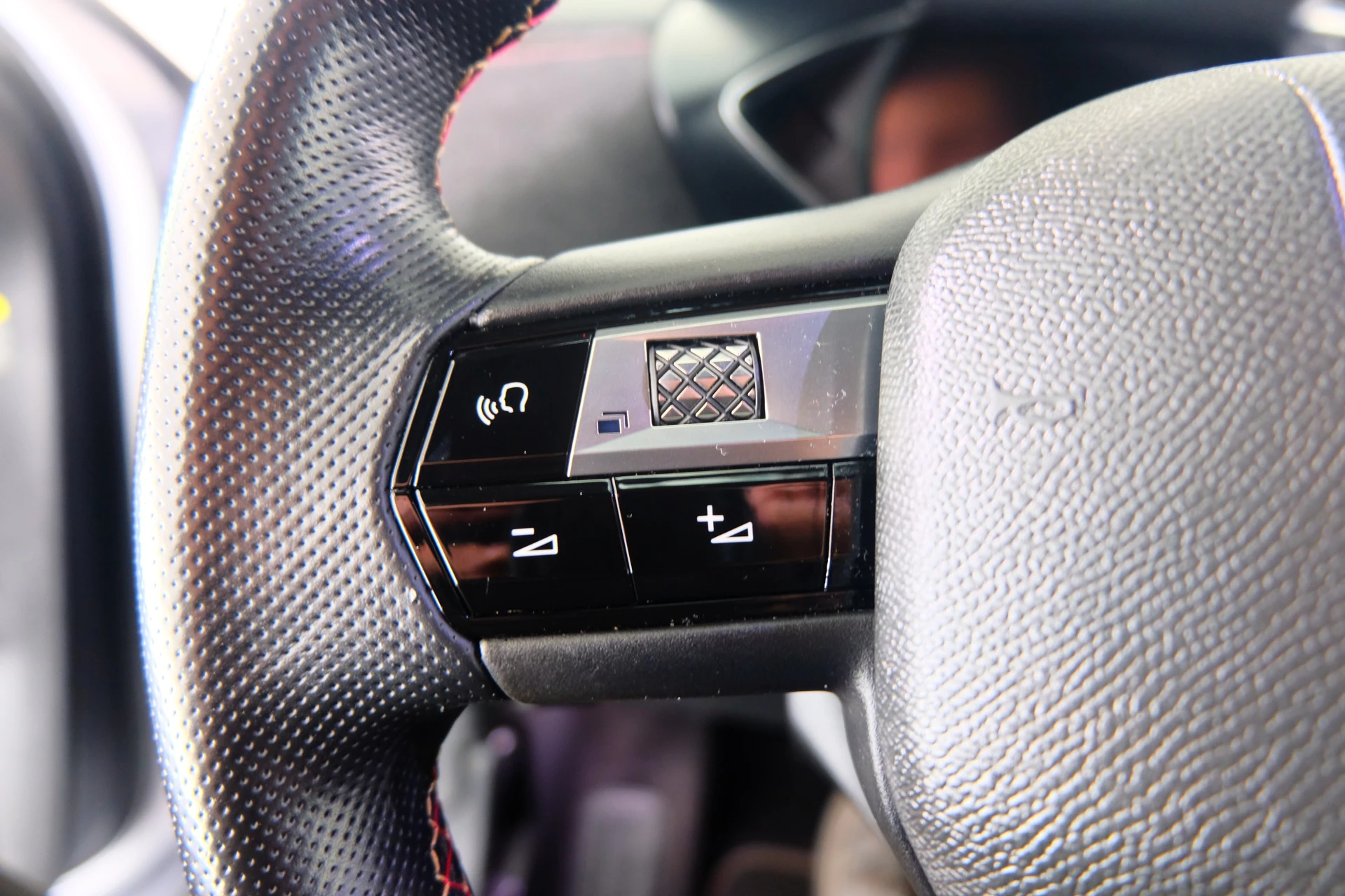 Hoofdafbeelding DS DS 3