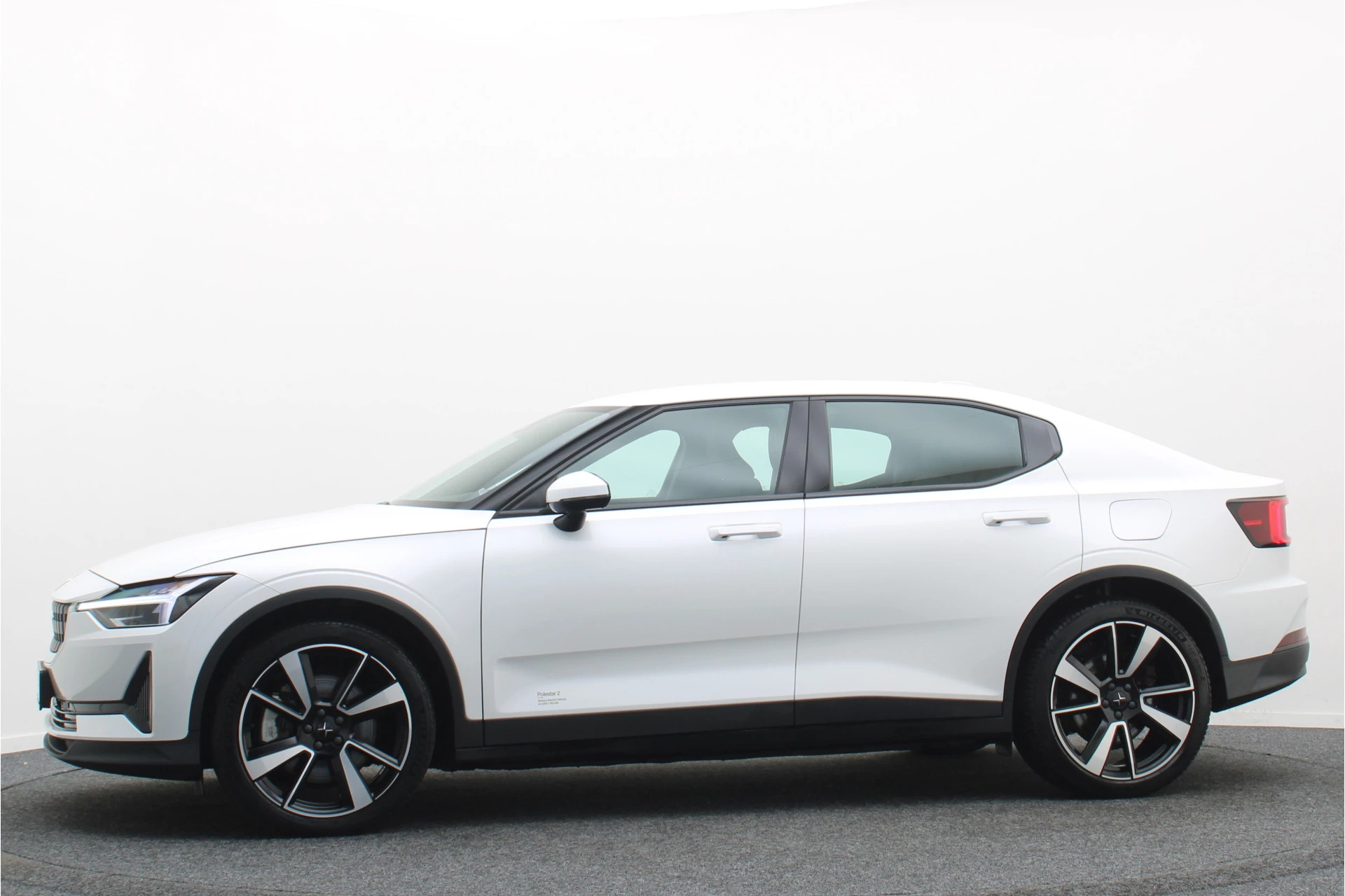 Hoofdafbeelding Polestar 2