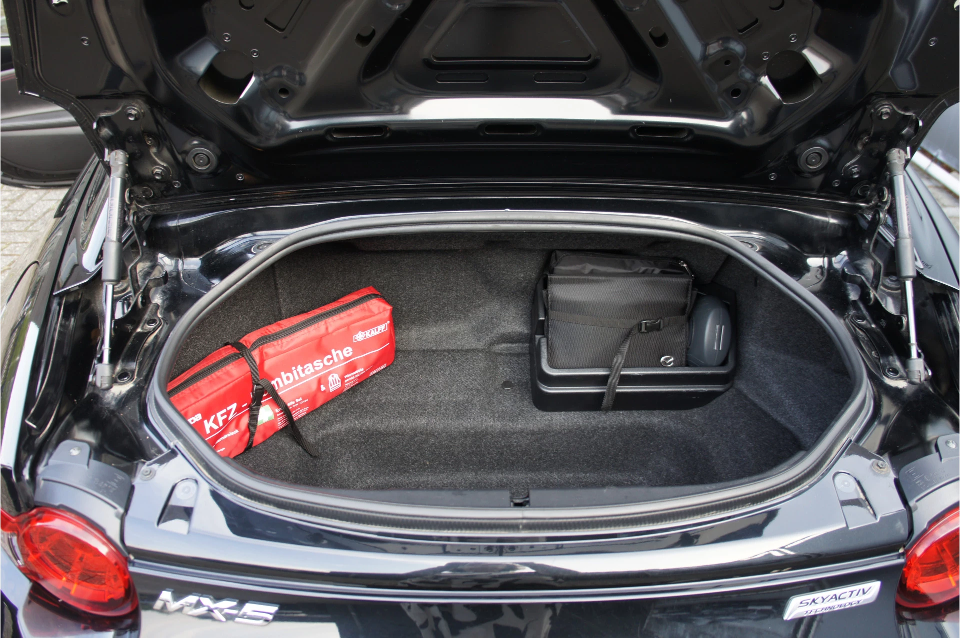 Hoofdafbeelding Mazda MX-5