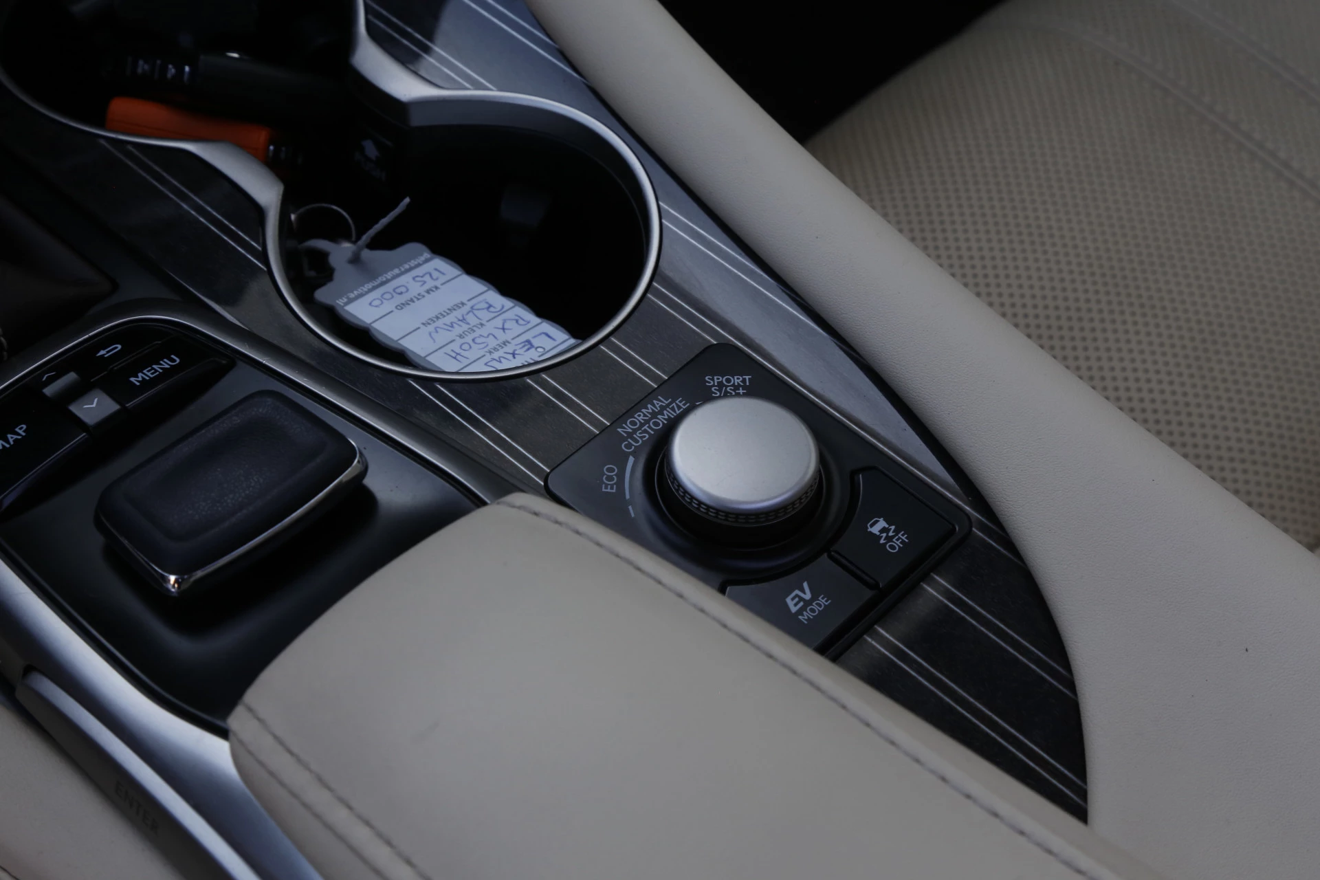 Hoofdafbeelding Lexus RX