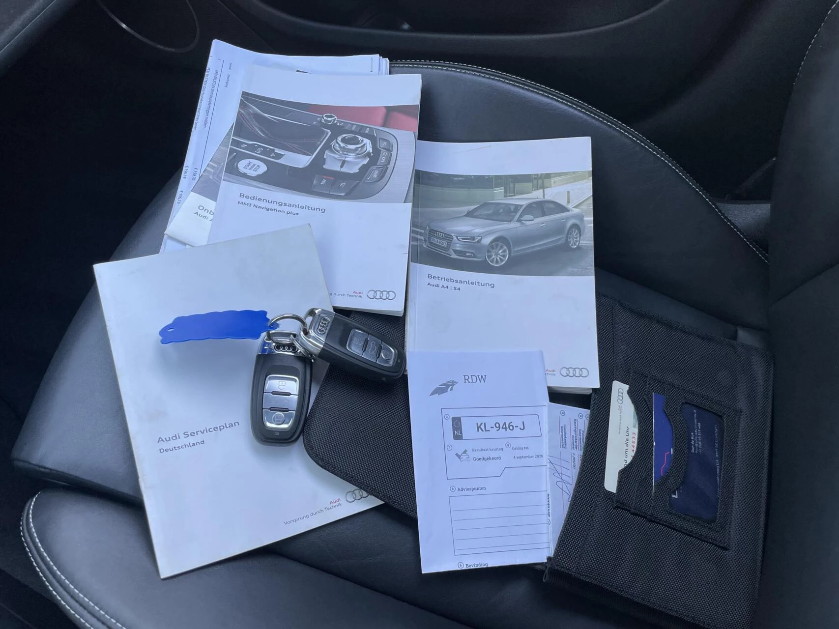 Hoofdafbeelding Audi S4