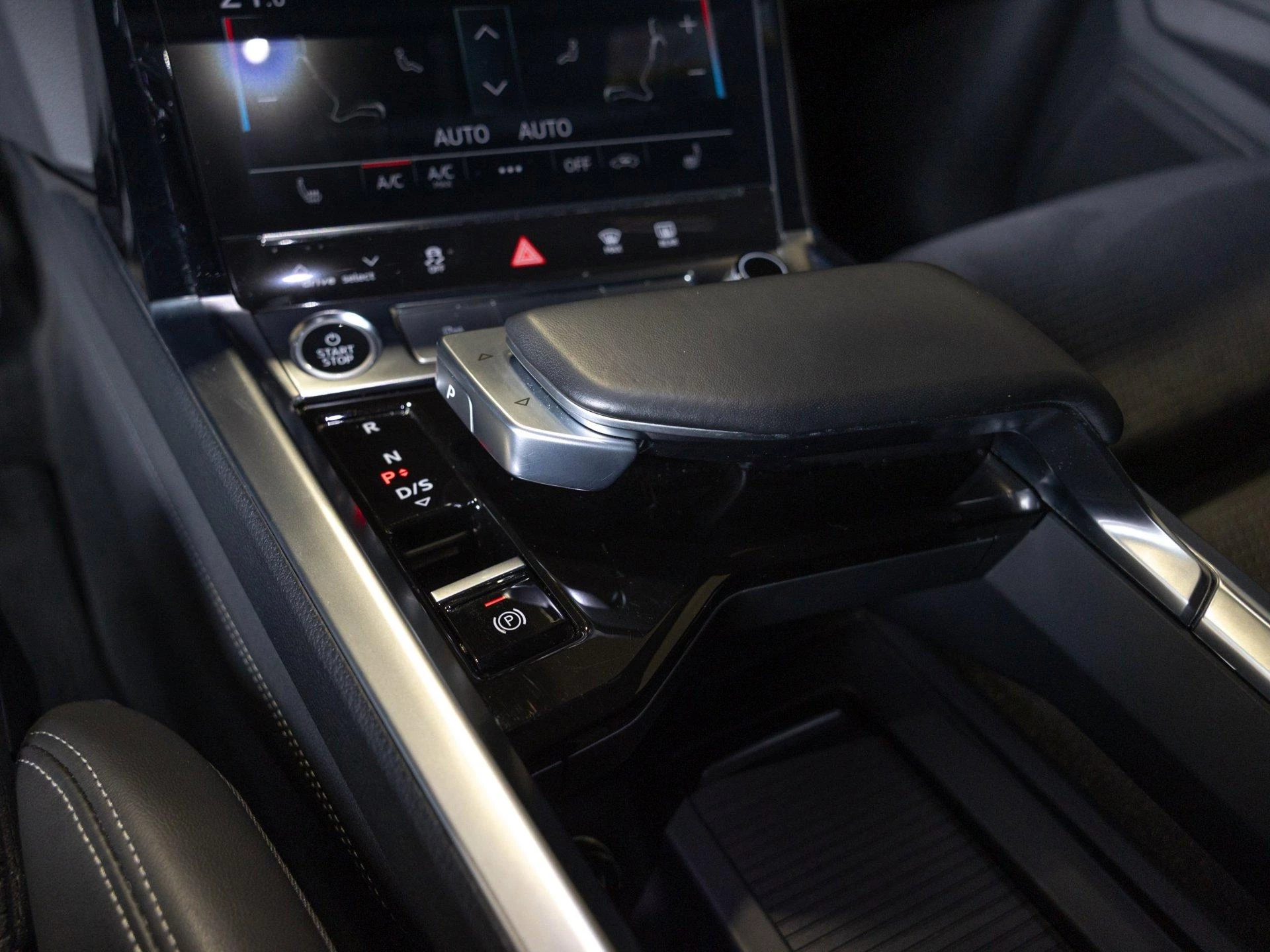 Hoofdafbeelding Audi Q8 Sportback e-tron