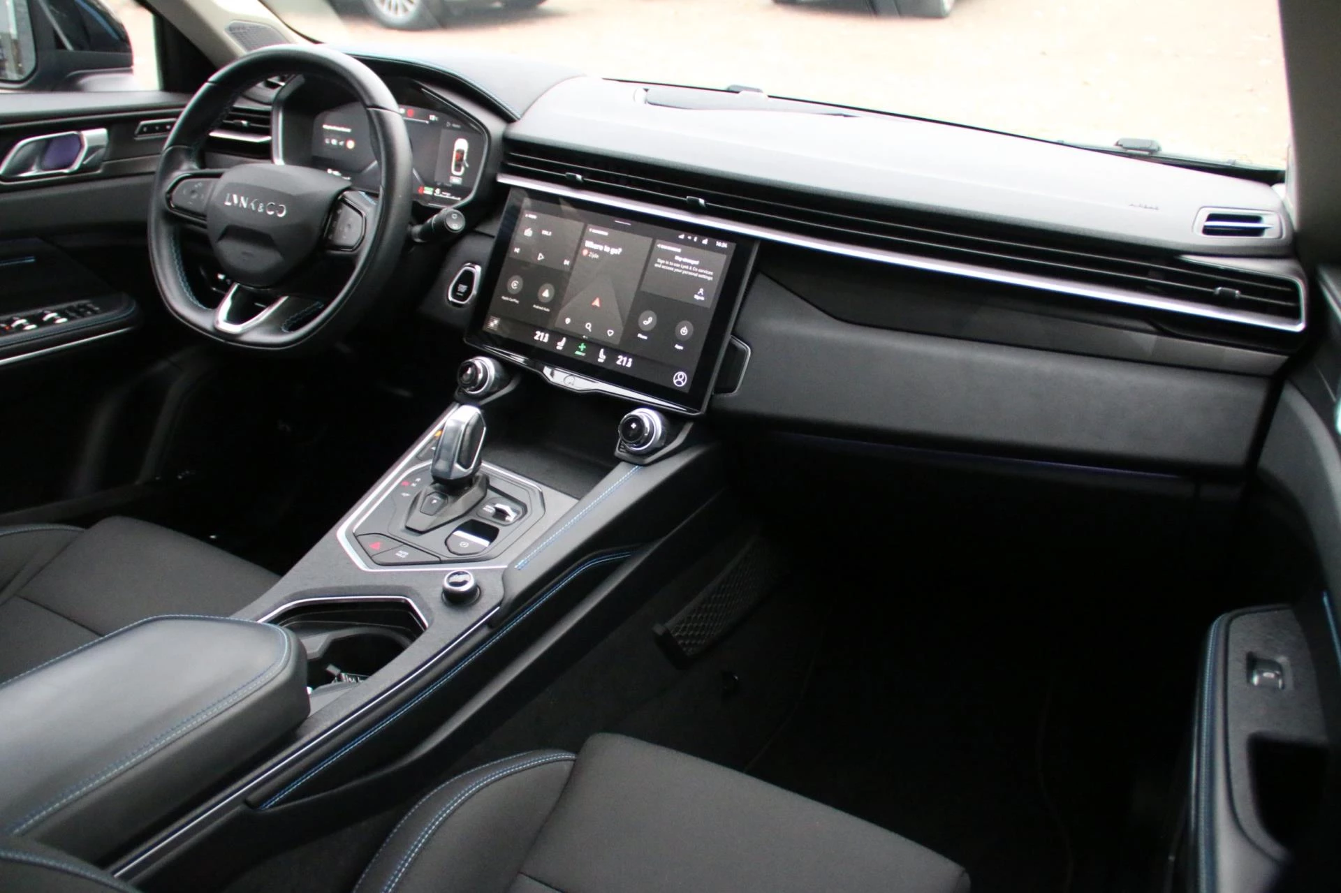 Hoofdafbeelding Lynk & Co 01