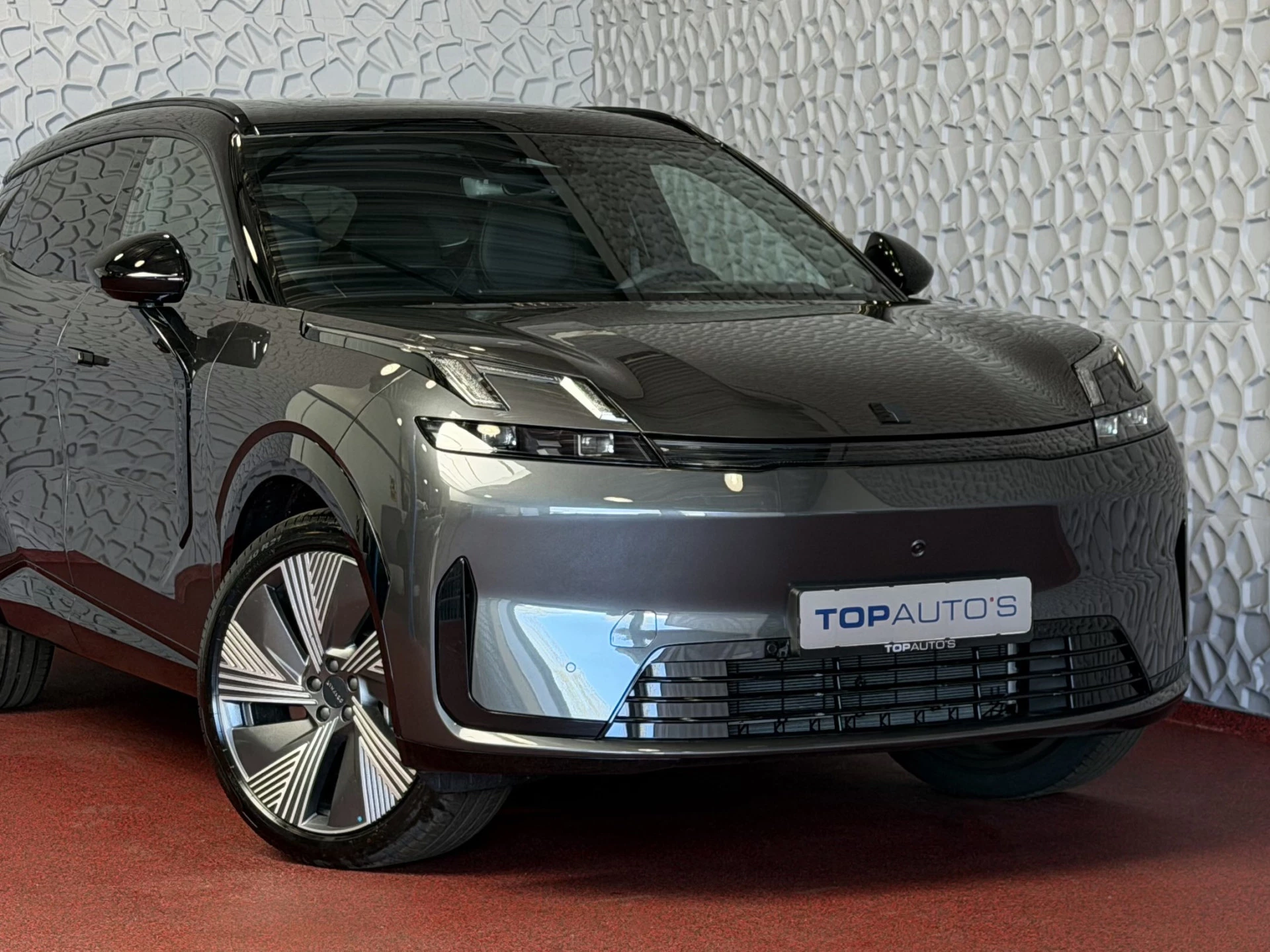 Hoofdafbeelding Lynk & Co 08