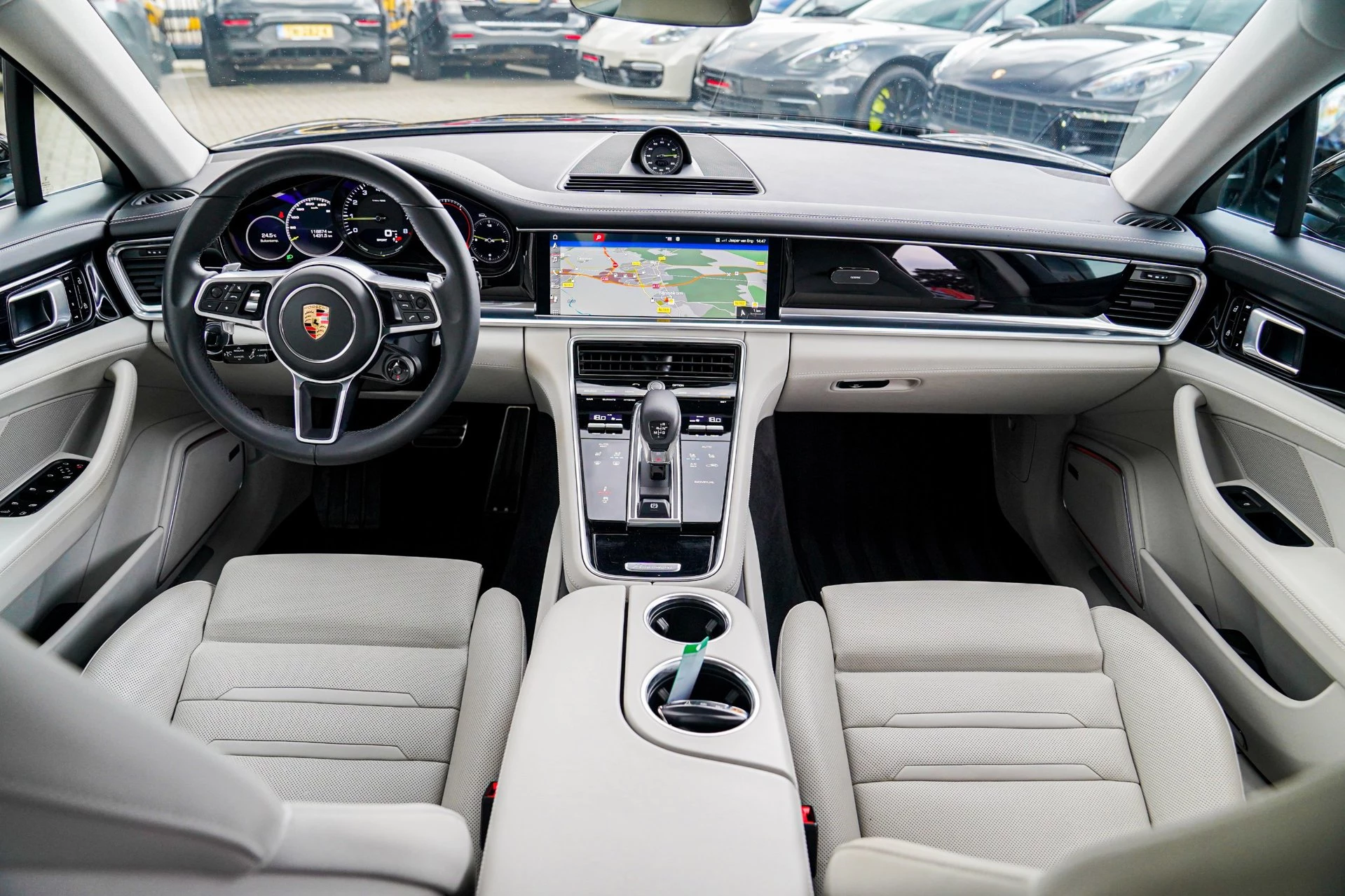 Hoofdafbeelding Porsche Panamera
