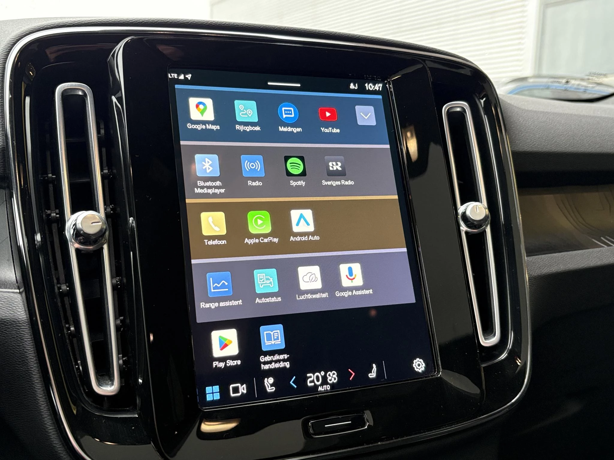 Hoofdafbeelding Volvo C40