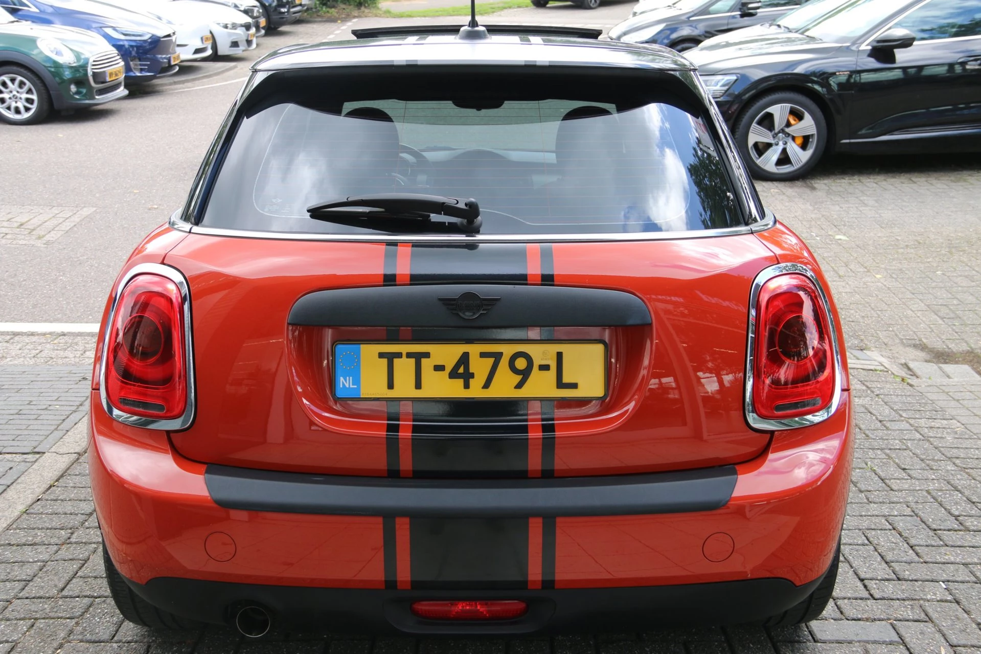 Hoofdafbeelding MINI One