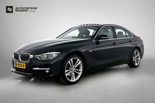 BMW 3-serie 320i High Executive (PANORAMADAK, NAVIGATIE, STOELVERWARMING, TREKHAAK AFNEEMBAAR, LED)