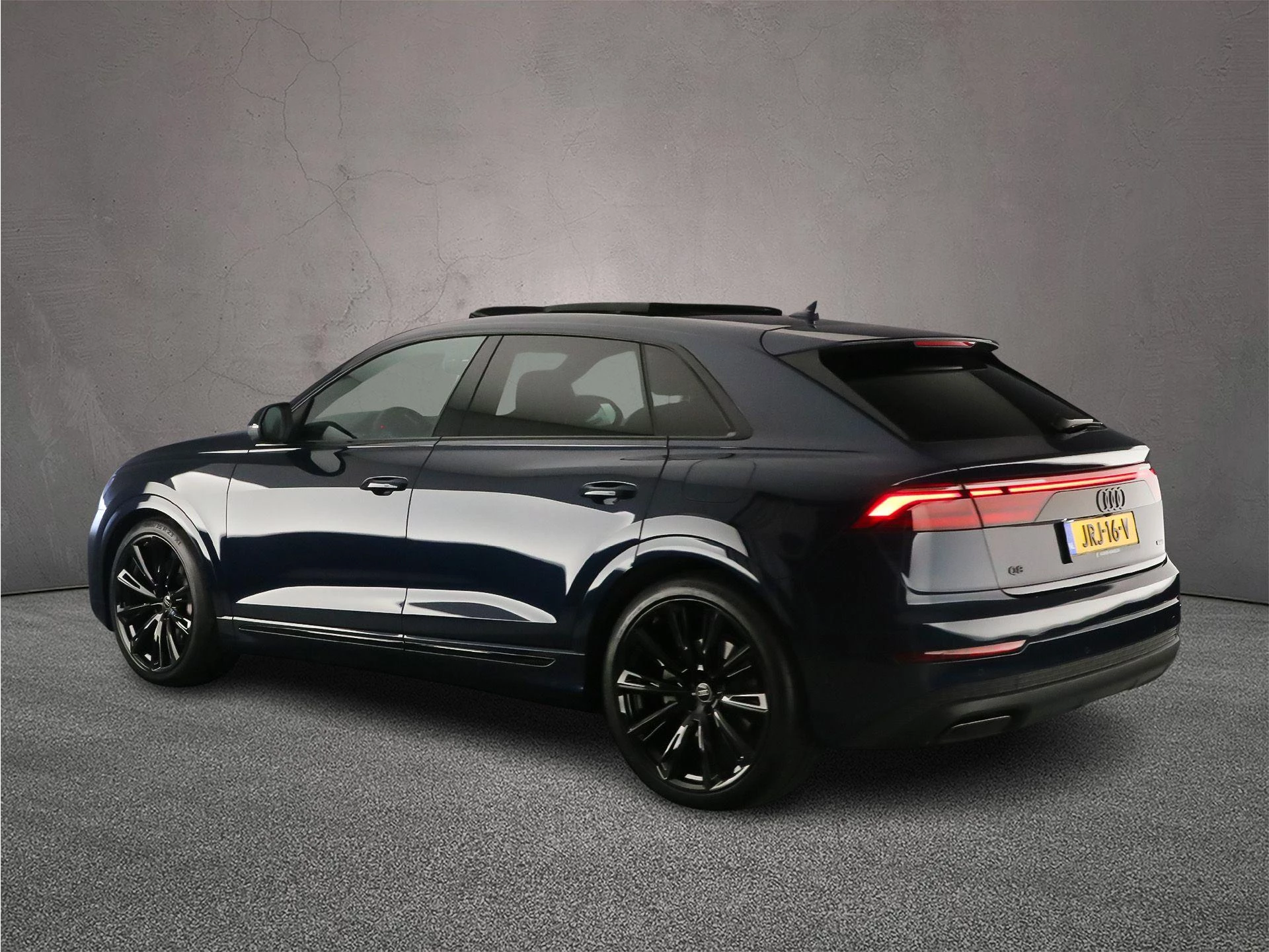 Hoofdafbeelding Audi Q8