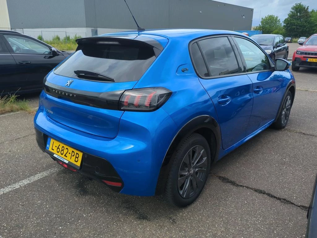 Hoofdafbeelding Peugeot e-208