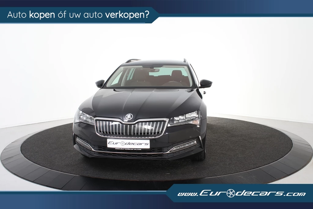 Hoofdafbeelding Škoda Superb