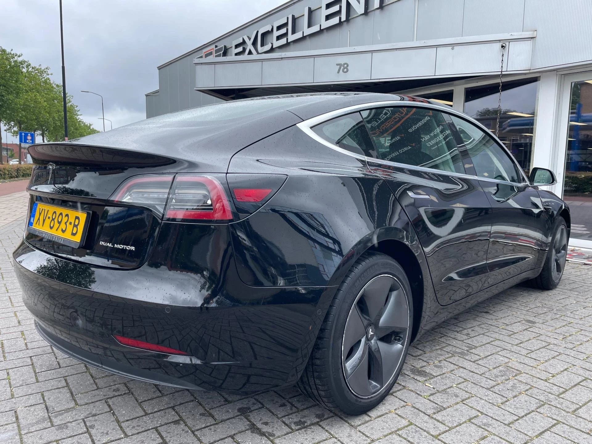 Hoofdafbeelding Tesla Model 3