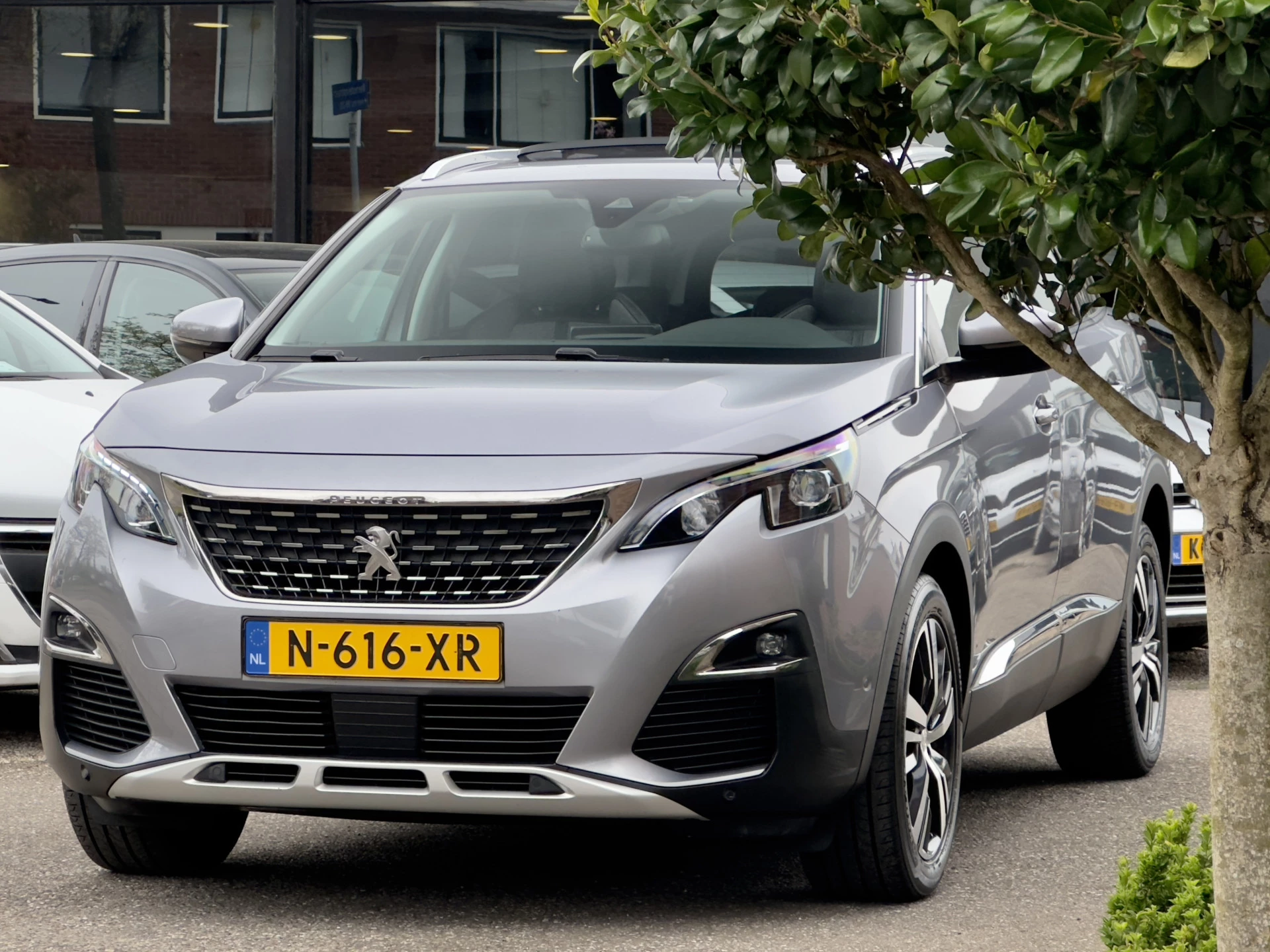 Hoofdafbeelding Peugeot 5008