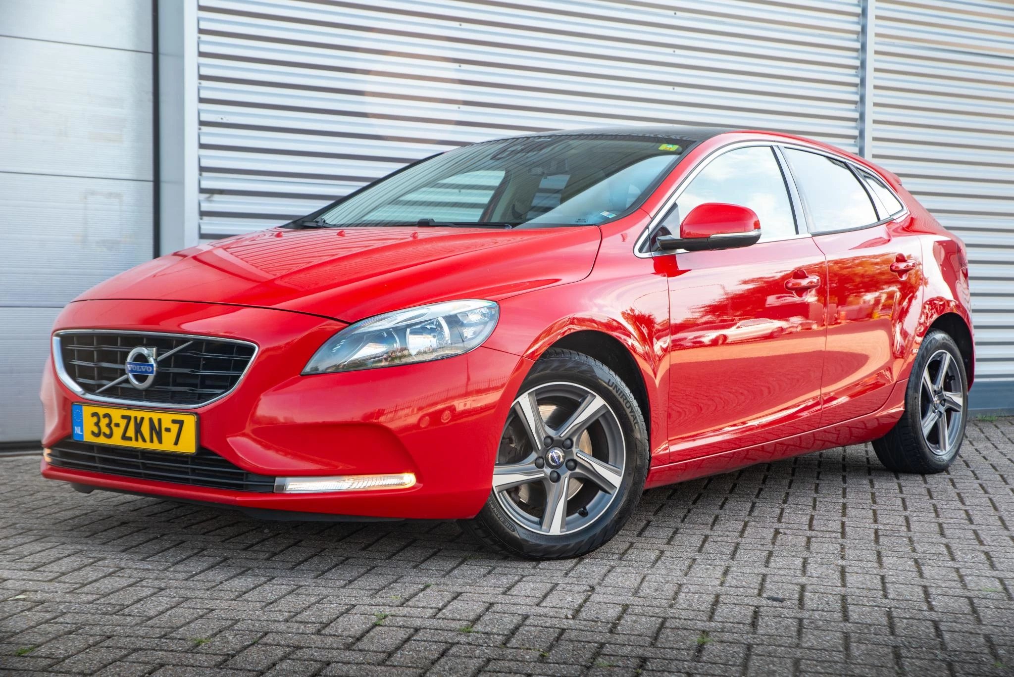 Hoofdafbeelding Volvo V40