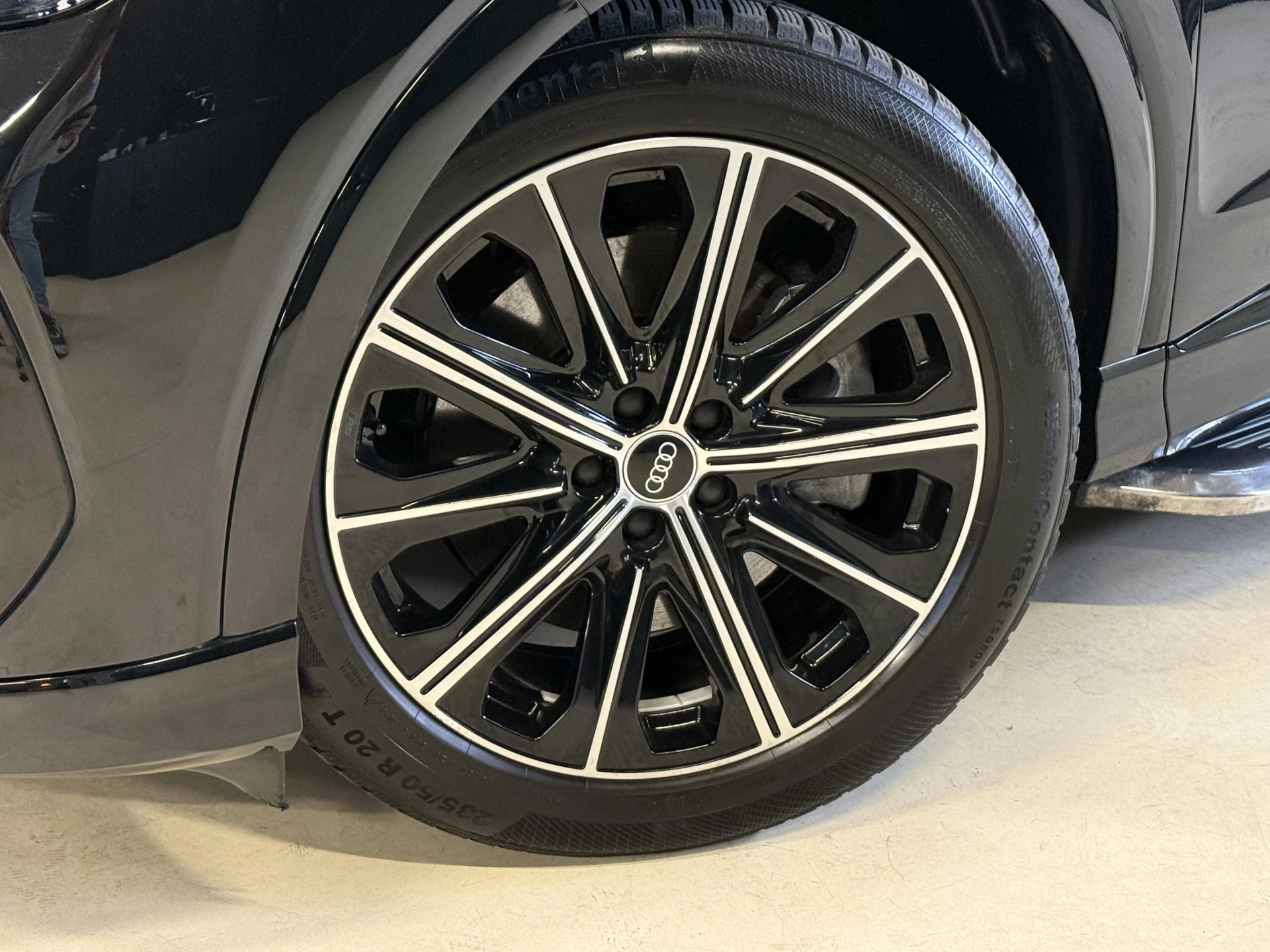 Hoofdafbeelding Audi Q4 e-tron