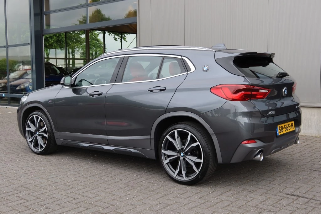 Hoofdafbeelding BMW X2