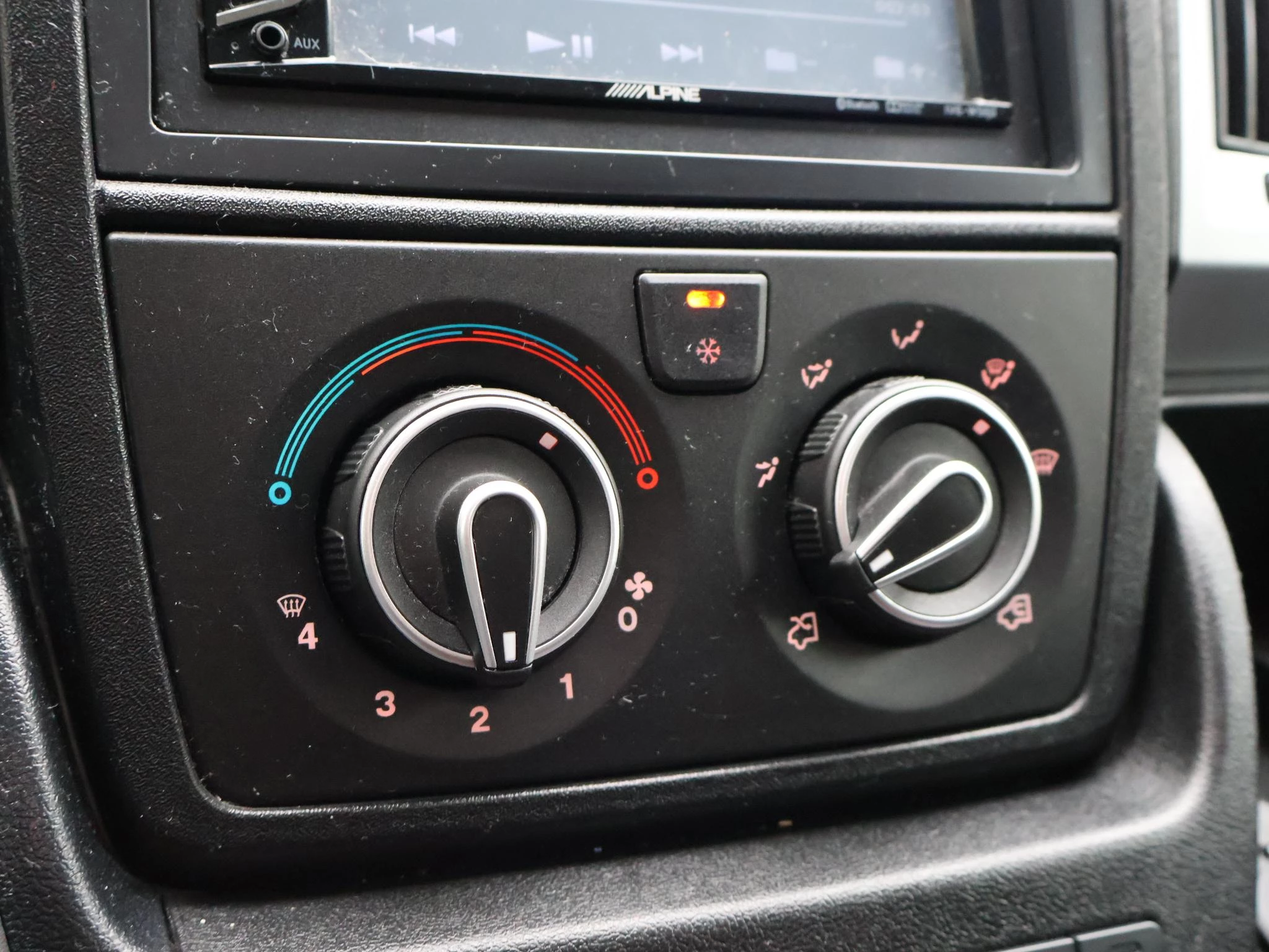 Hoofdafbeelding Pössl Summit 640