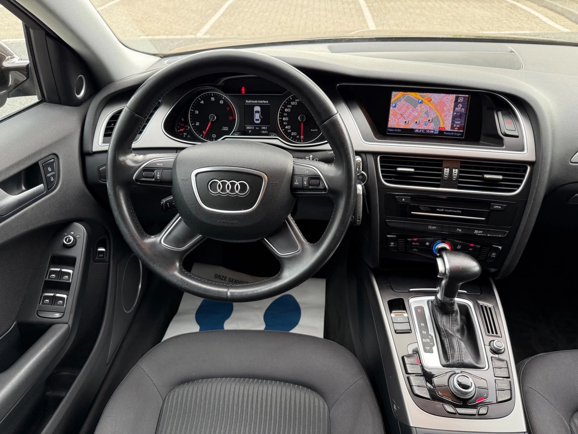 Hoofdafbeelding Audi A4