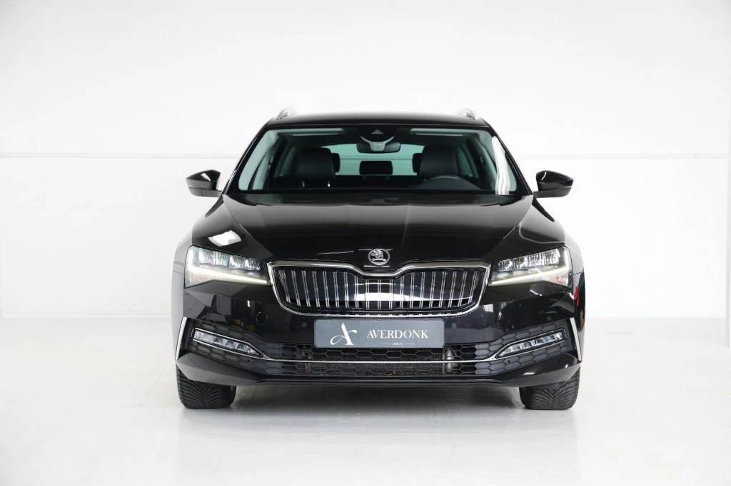 Hoofdafbeelding Škoda Superb