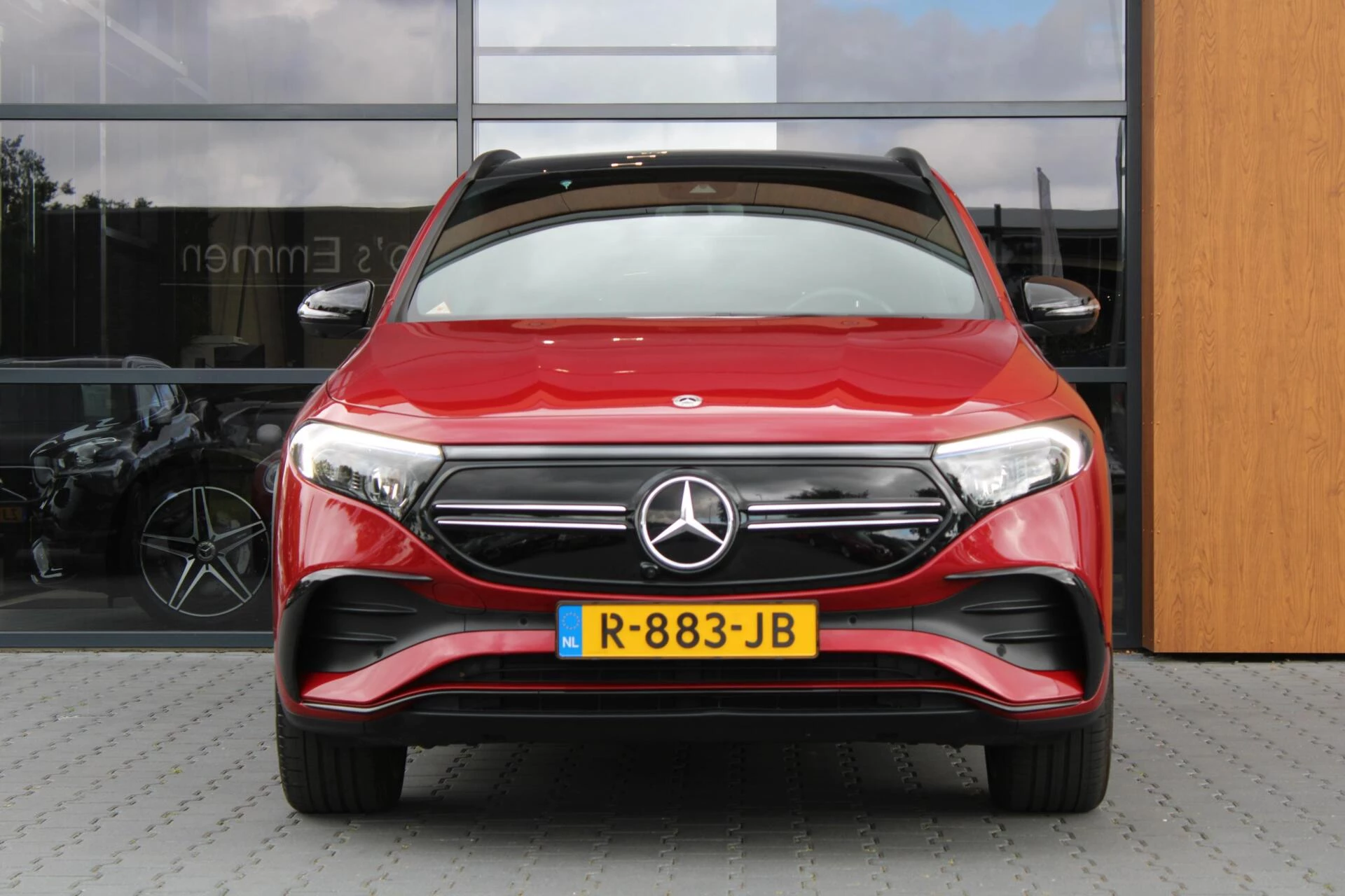 Hoofdafbeelding Mercedes-Benz EQA