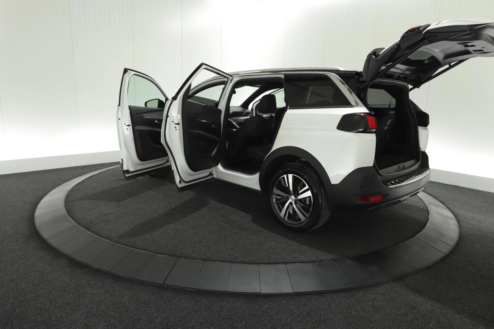 Hoofdafbeelding Peugeot 5008