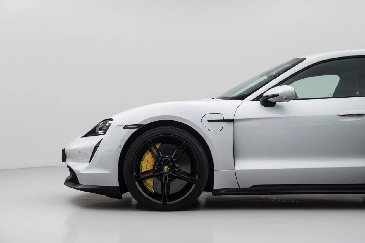 Hoofdafbeelding Porsche Taycan