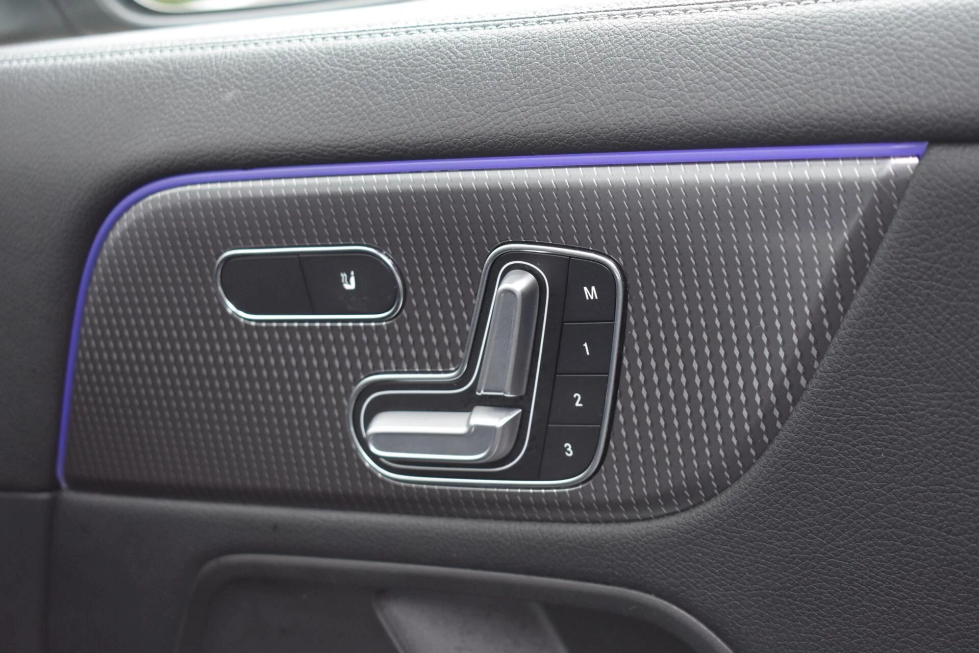 Hoofdafbeelding Mercedes-Benz EQA