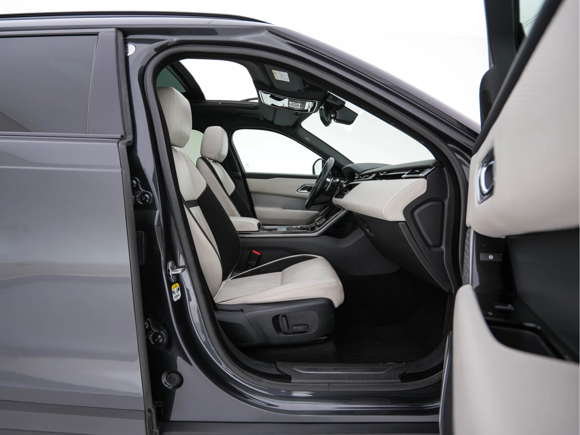 Hoofdafbeelding Land Rover Range Rover Velar