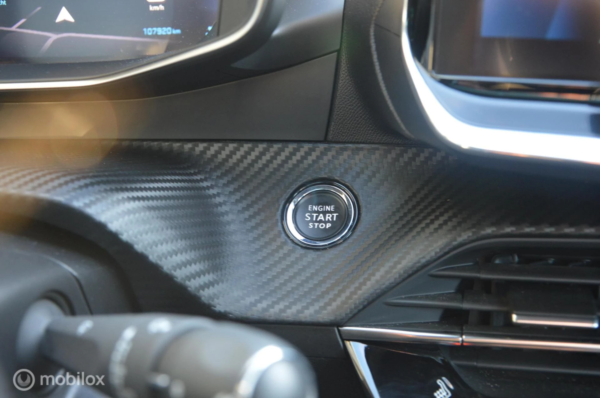 Hoofdafbeelding Peugeot e-208