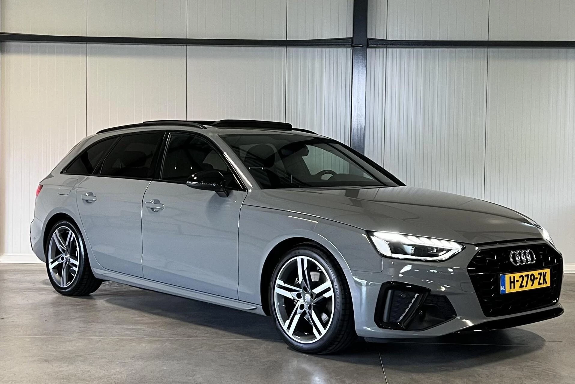 Hoofdafbeelding Audi A4