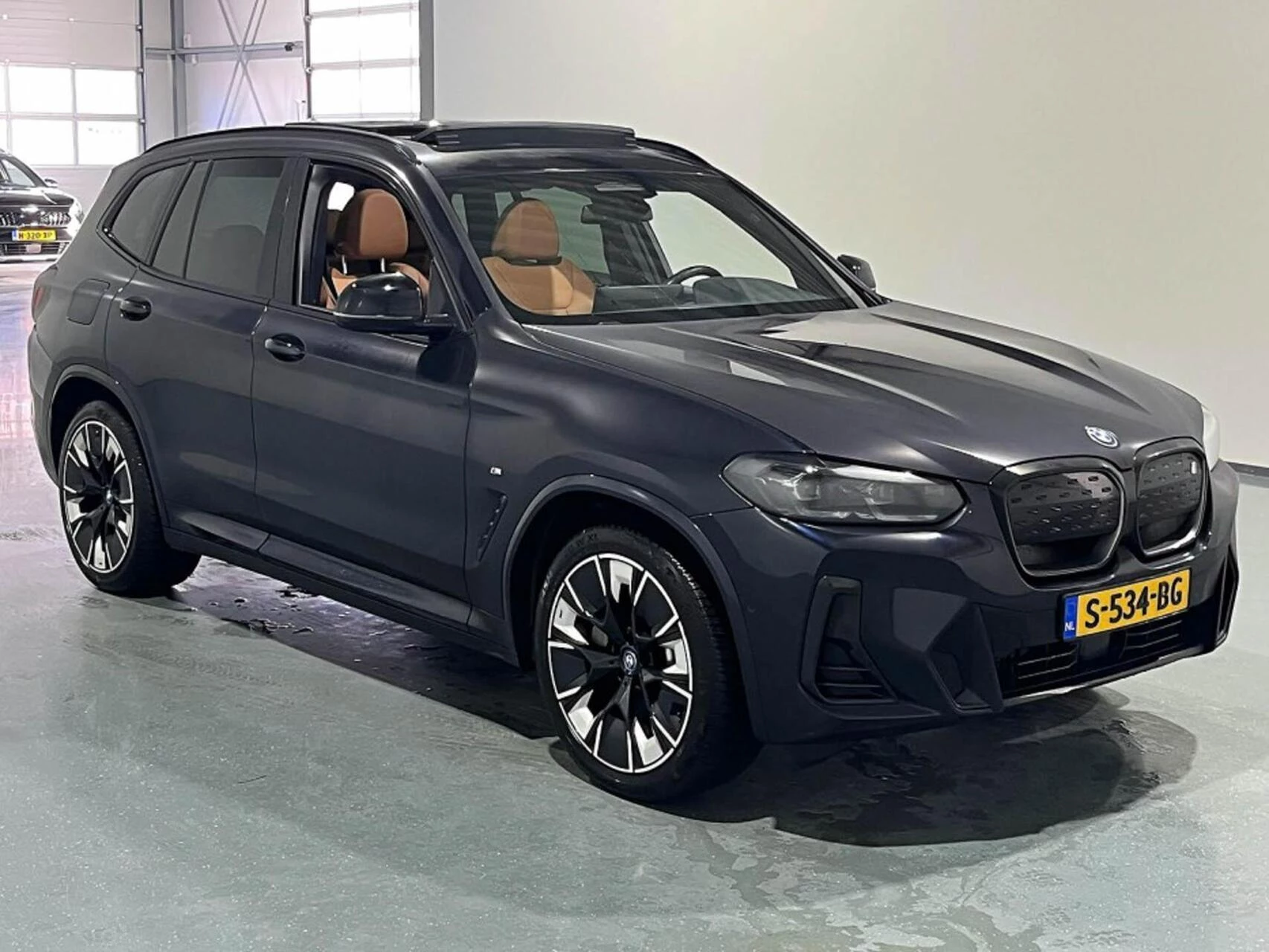 Hoofdafbeelding BMW iX3