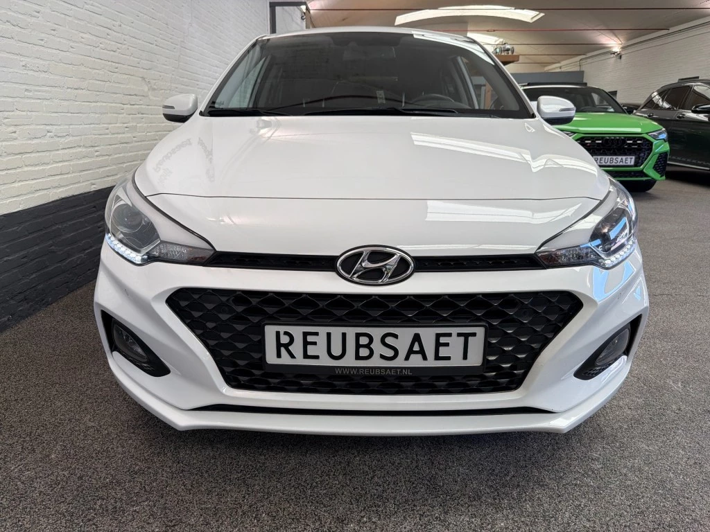 Hoofdafbeelding Hyundai i20