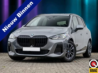 BMW 2 Serie Active Tourer 218i M Sport Trekhaak Panoramadak Stuurwielverwarming Stoelverwarming Keyless Entry