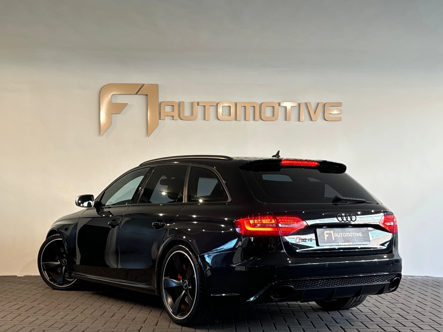 Hoofdafbeelding Audi RS4