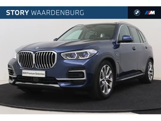 BMW X5 xDrive45e High Executive xLine Automaat / Panoramadak / Trekhaak / Laserlight / Adaptive Cruise Control / Parking Assistant Plus / Comfort Access / Gesture Control
