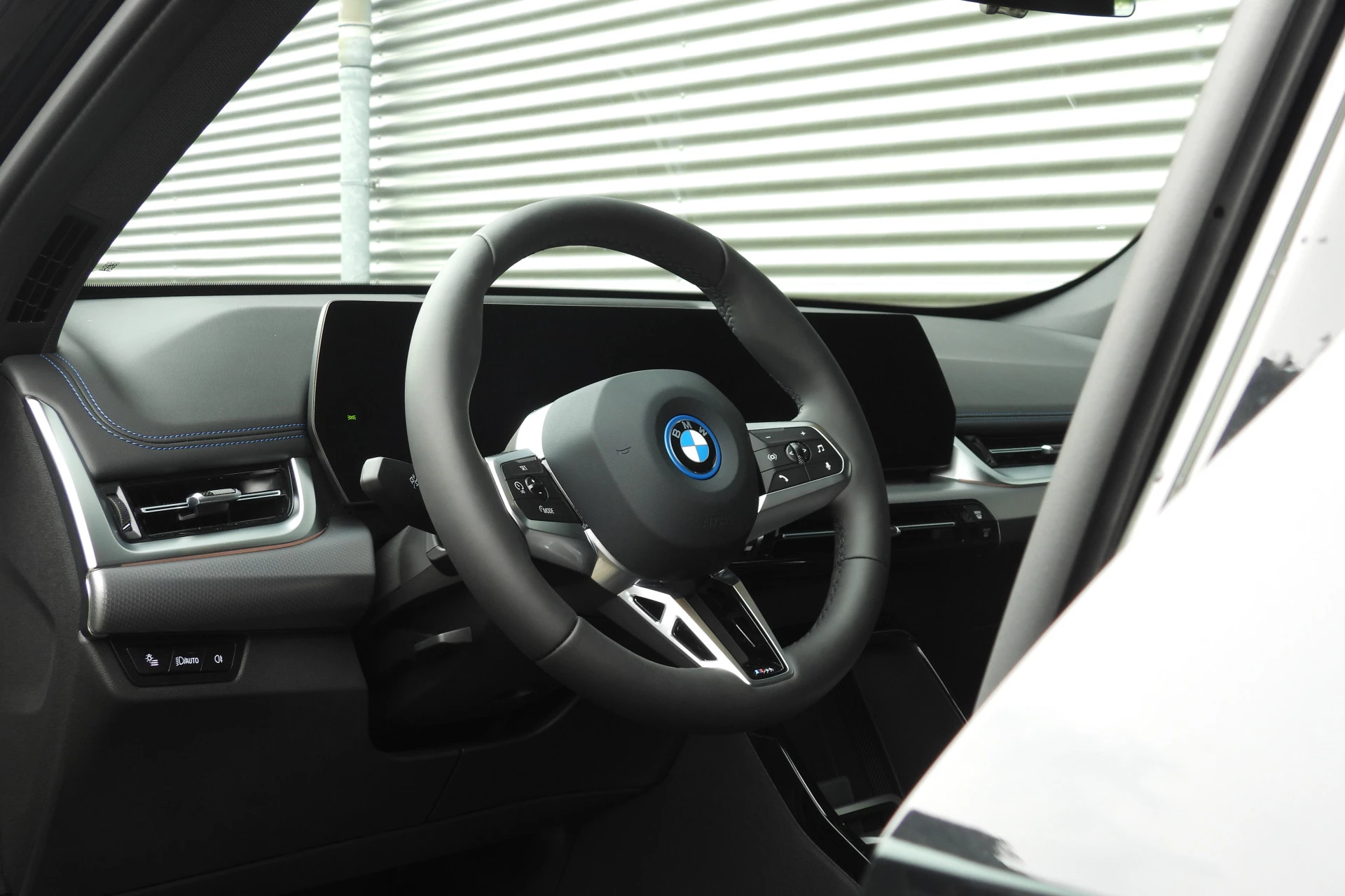 Hoofdafbeelding BMW iX1