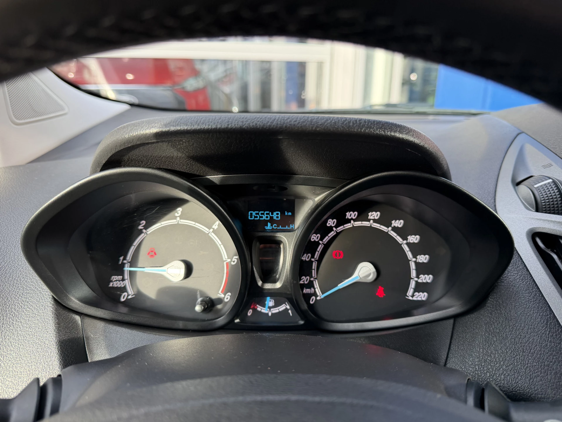 Hoofdafbeelding Ford Transit Courier