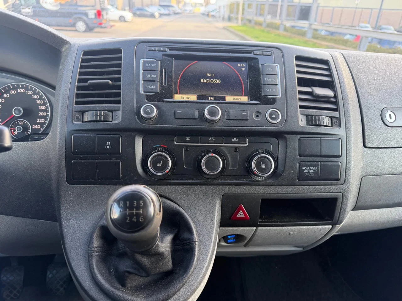 Hoofdafbeelding Volkswagen T5 BUSINESS VAN