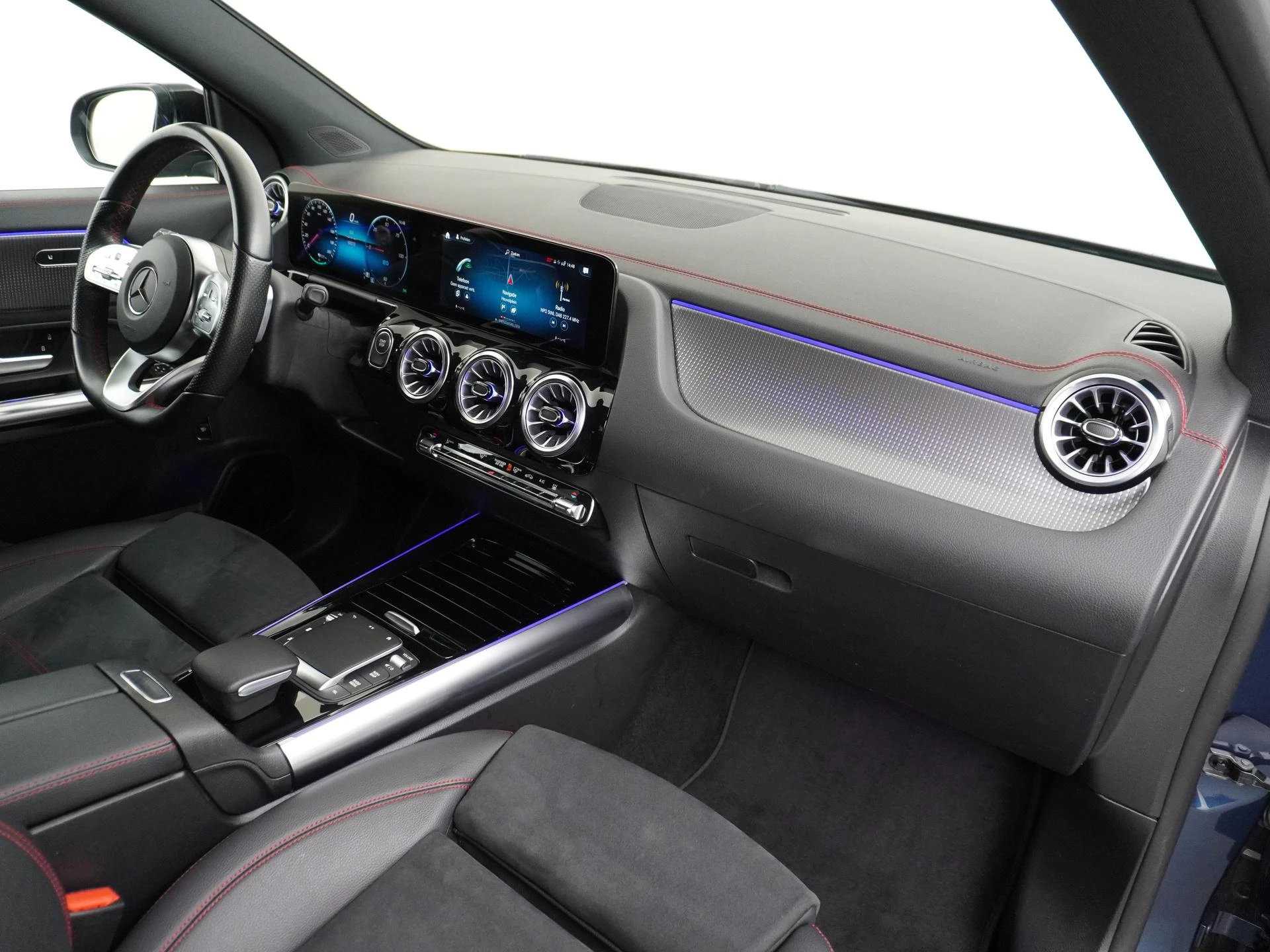 Hoofdafbeelding Mercedes-Benz EQA