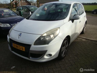 Hoofdafbeelding Renault Scénic Renault Scenic 1.4 TCe Bose