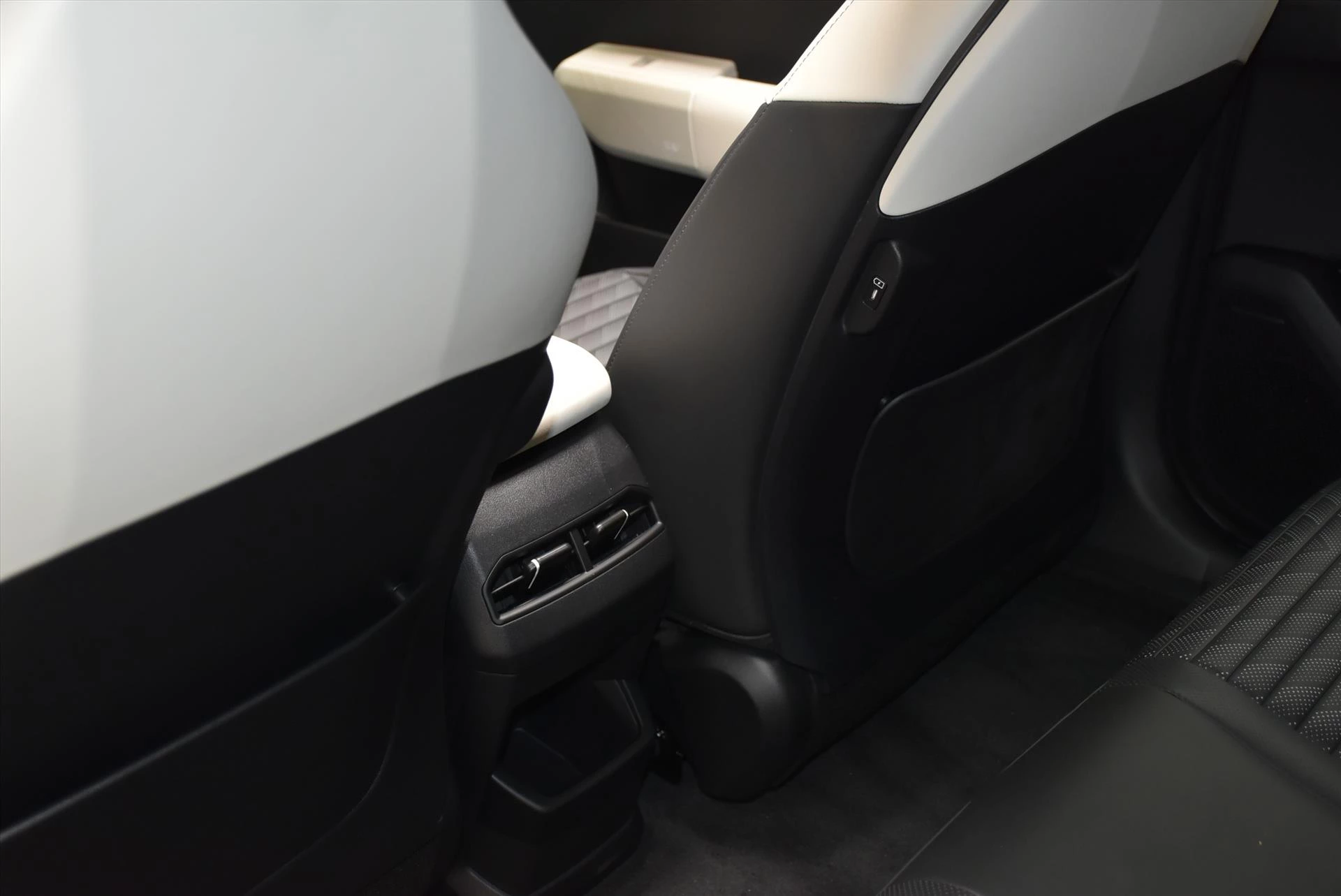 Hoofdafbeelding Kia EV4