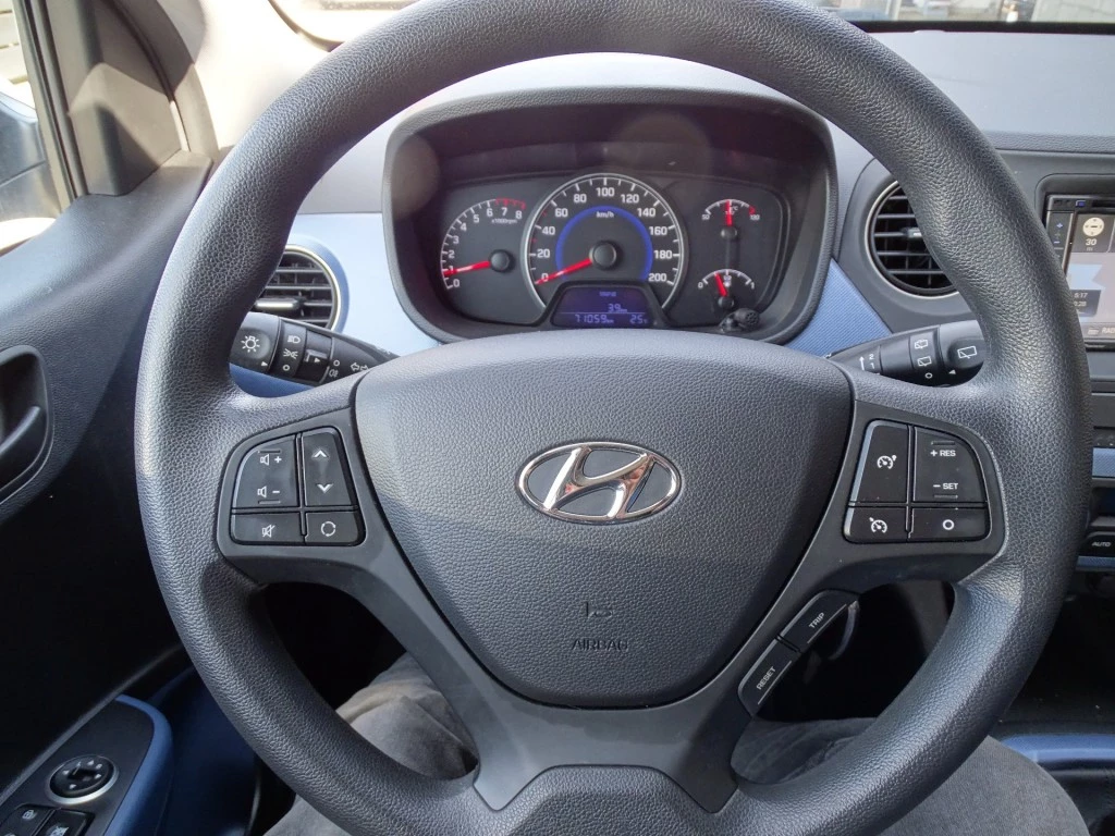 Hoofdafbeelding Hyundai i10
