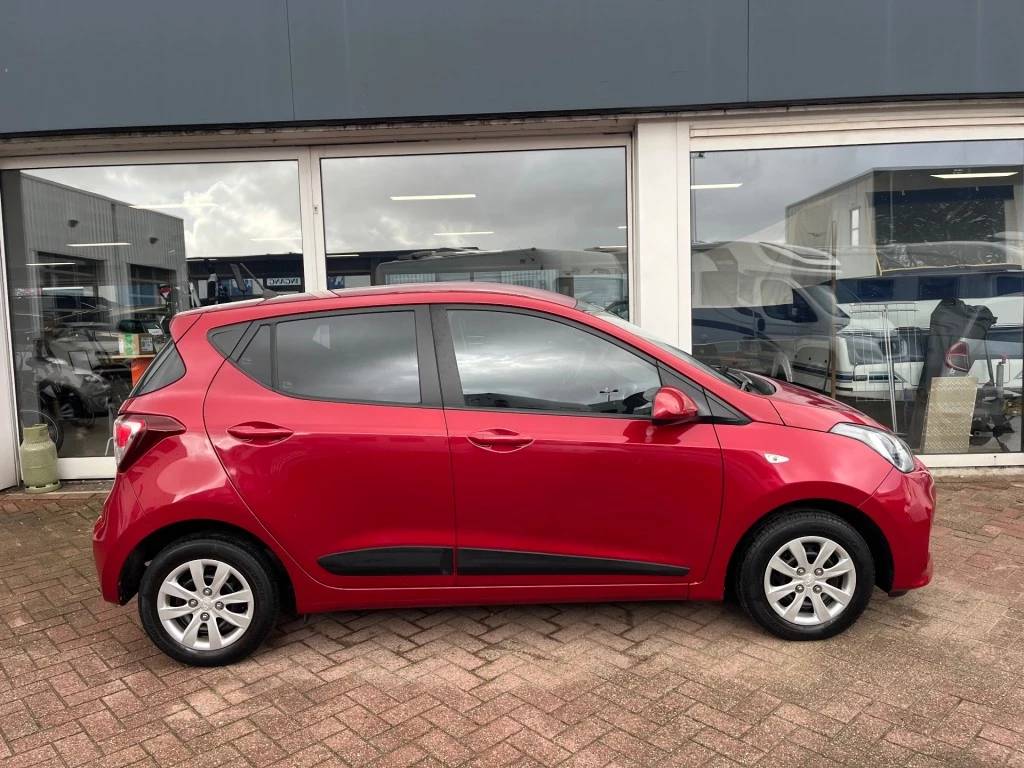 Hoofdafbeelding Hyundai i10