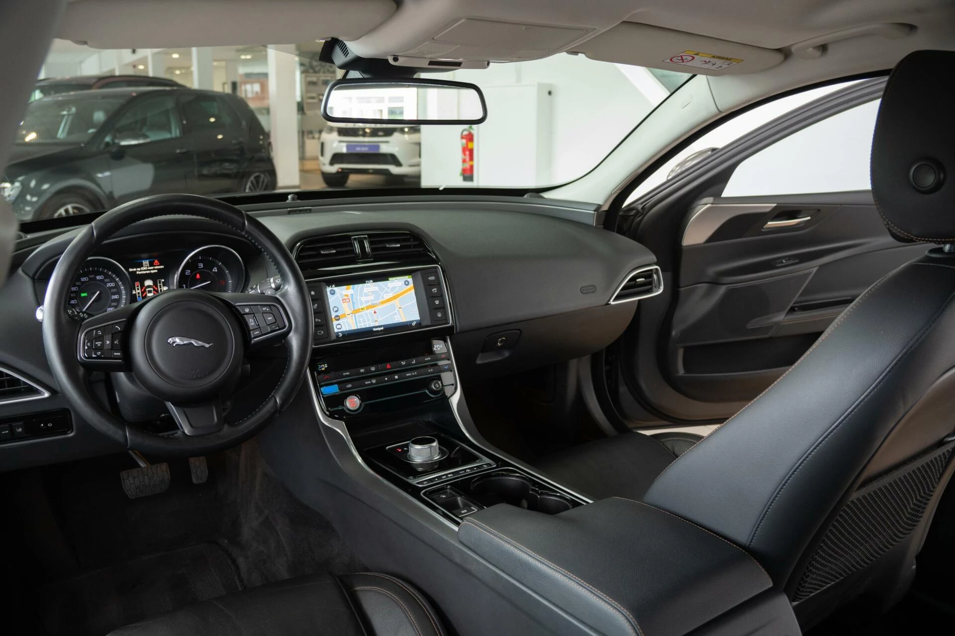 Hoofdafbeelding Jaguar XE