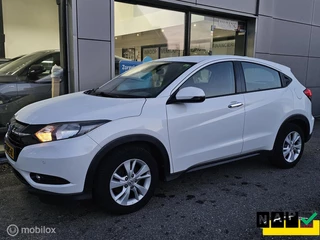 Hoofdafbeelding Honda HR-V Honda HR-V 1.5 i-VTEC Elegance Navigatie/PDC/Stoelverwarming