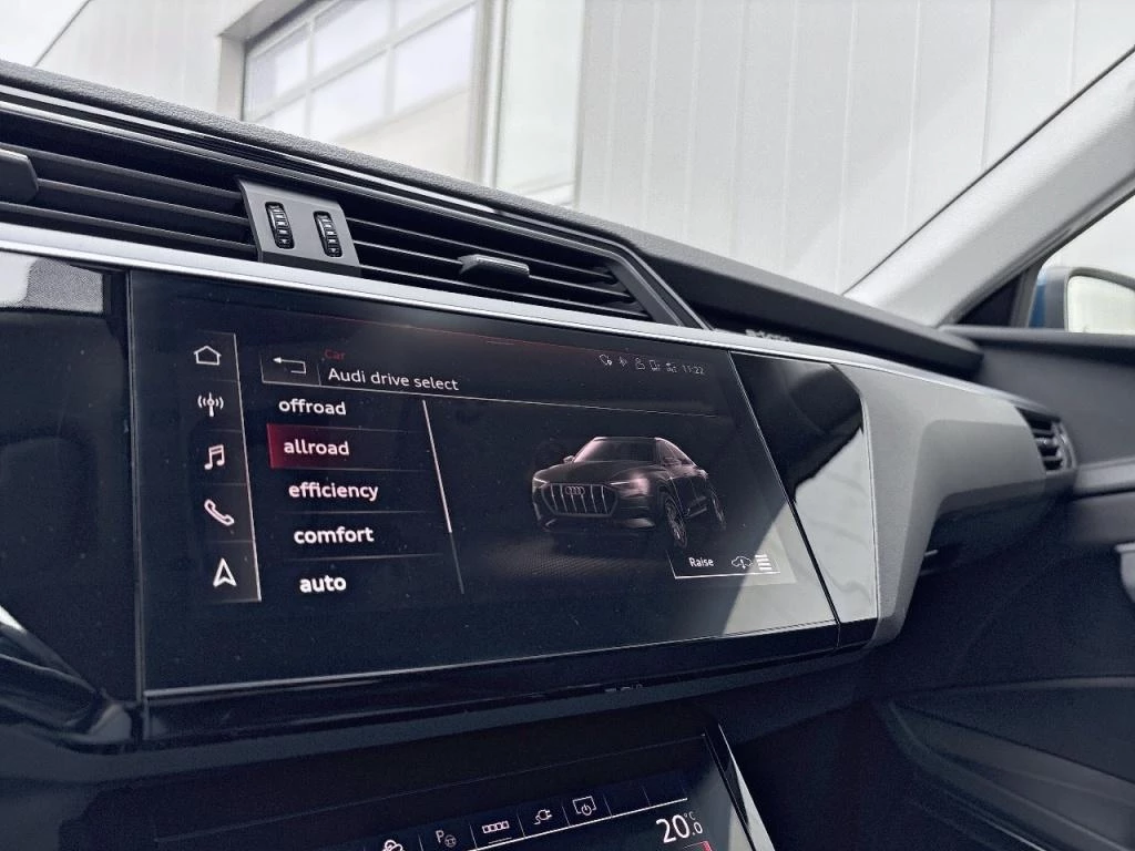 Hoofdafbeelding Audi e-tron