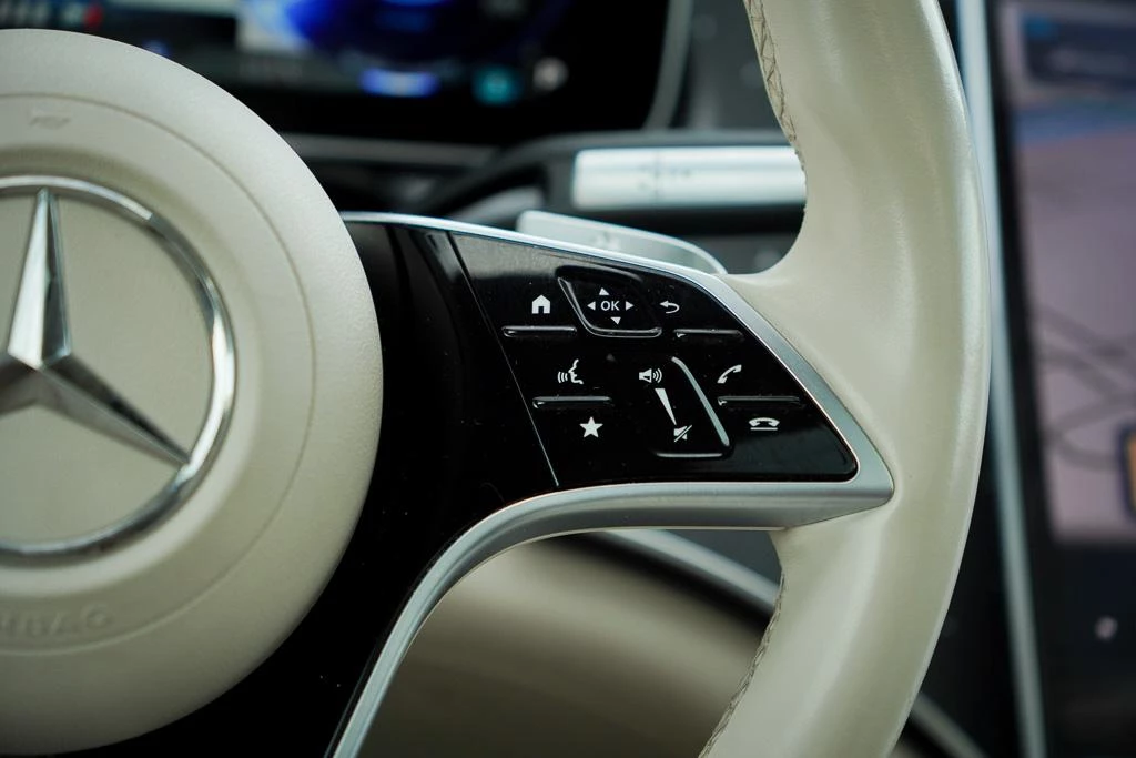 Hoofdafbeelding Mercedes-Benz EQS